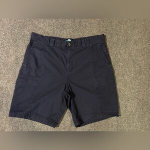 Tommy Bahama Men's Navy Cargo Shorts sz 38